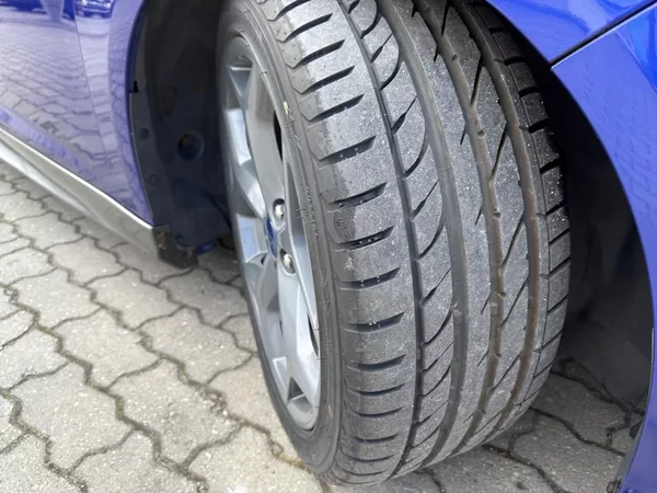 Ford Focus ST 2.0 EB 184 kW xenon, servis - foto 19