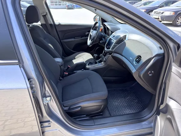 Chevrolet Cruze 1.7 TD 96 kW servisní knížka - foto 11