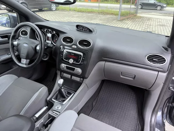 Ford Focus ST 2.5i 166 kW - foto 11