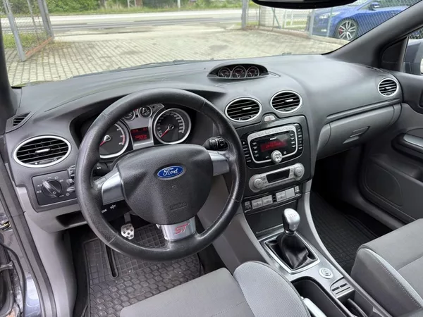 Ford Focus ST 2.5i 166 kW - foto 8