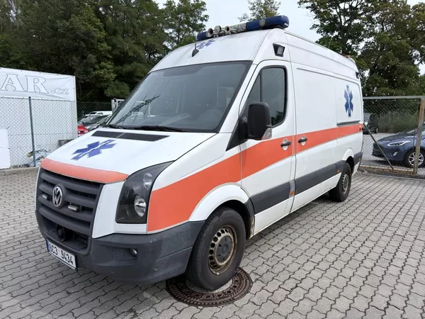 Volkswagen Crafter 2.5 TDI 120 kW sanitní vůz