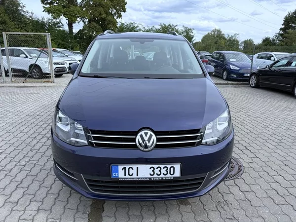 Volkswagen Sharan 2.0 TDI 135 kW Highline 7.míst - foto 2