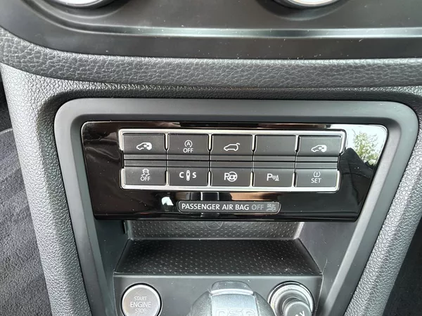 Volkswagen Sharan 2.0 TDI 135 kW Highline 7.míst - foto 23