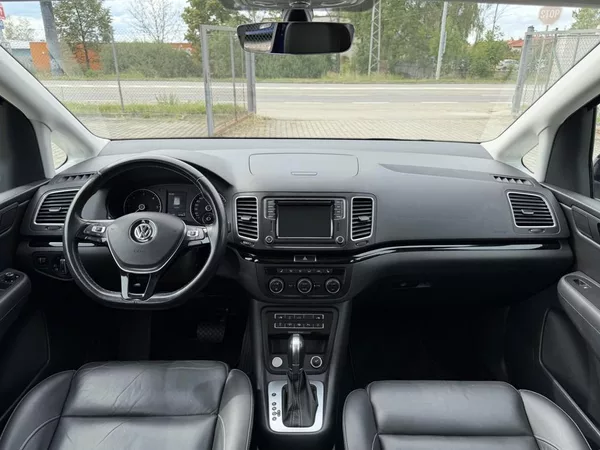 Volkswagen Sharan 2.0 TDI 135 kW Highline 7.míst - foto 8