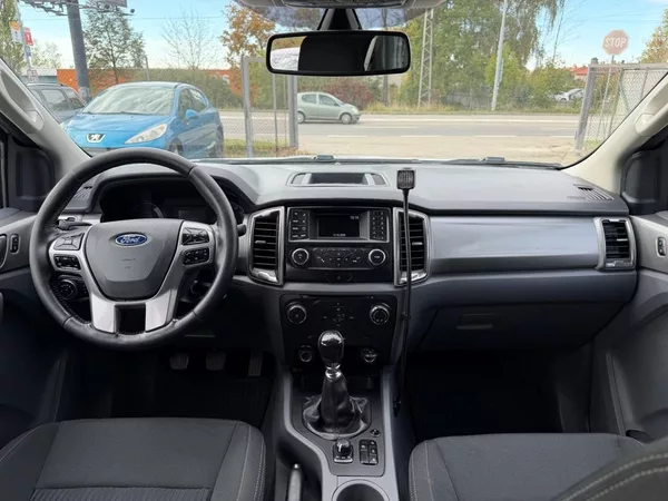 Ford Ranger XLT 2.2 TDCi 118 kW odp. DPH - foto 8