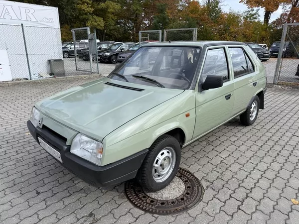 Škoda Favorit 1.3 46 kW 136 L