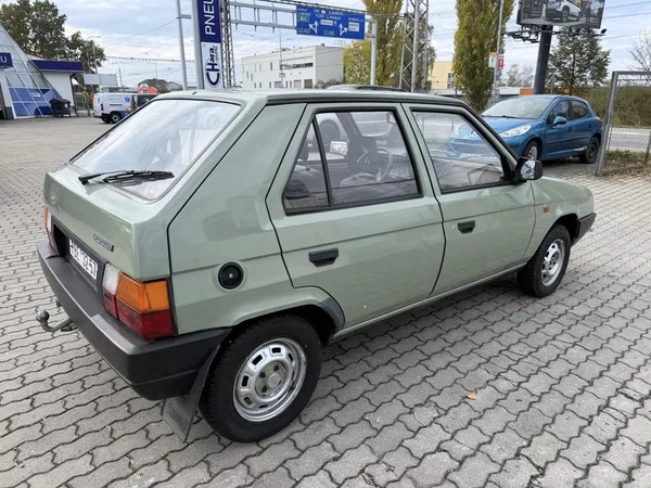 Škoda Favorit 1.3 46 kW 136 L - foto 5