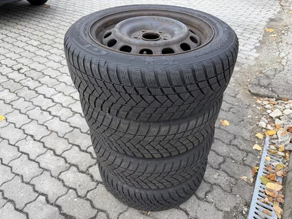 Mazda 5 2.0i 110 kW 7 míst, xenony - foto 20