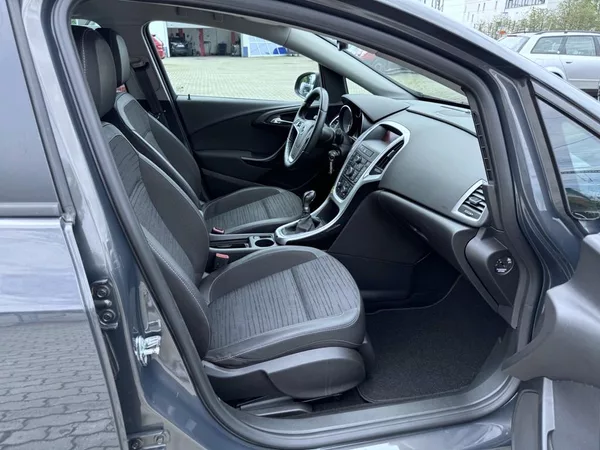 Opel Astra 1.4T 103 kW SPORTS TOURER - foto 12