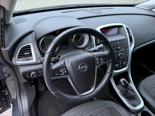 Opel Astra 1.4T 103 kW SPORTS TOURER - foto 14