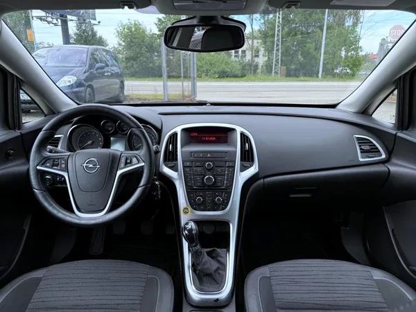 Opel Astra 1.4T 103 kW SPORTS TOURER - foto 8