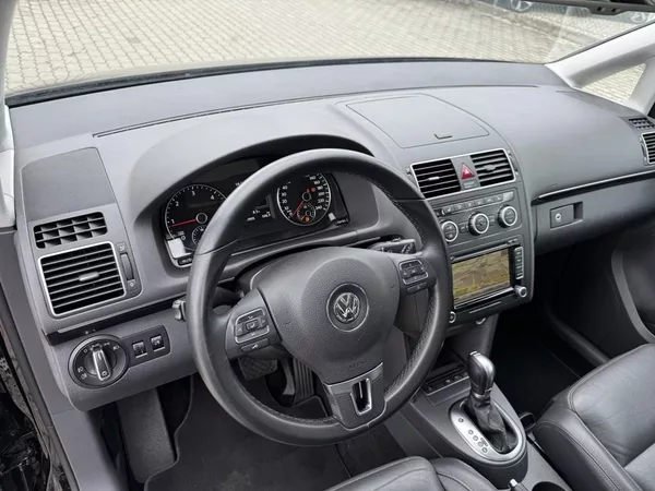 Volkswagen Touran 2.0 TDI 130 kW DSG Highline - foto 17