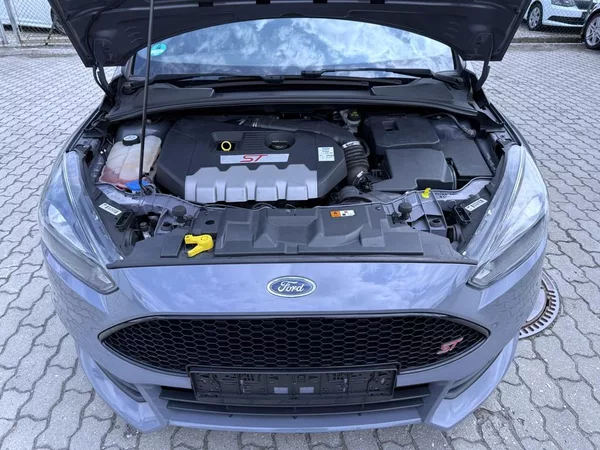 Ford Focus ST 2.0 EB 184 kW Nové rozvody - foto 12