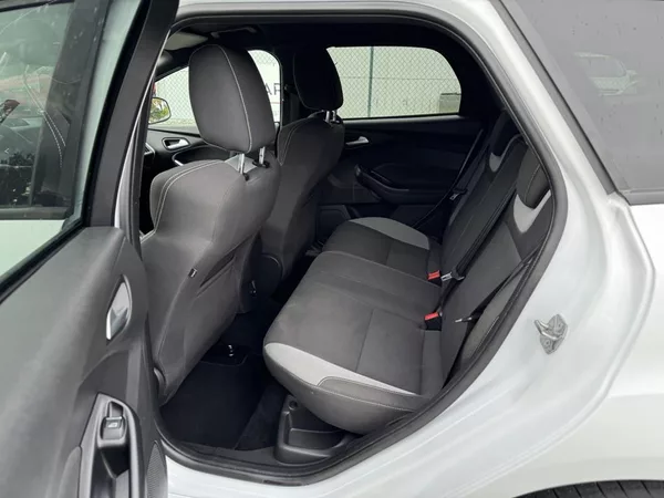 Ford Focus ST 2.0 EB 184 kW nehavar. - foto 7