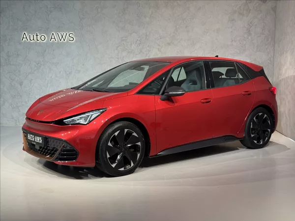 Cupra Born 150kW LED Kamera Tepelko