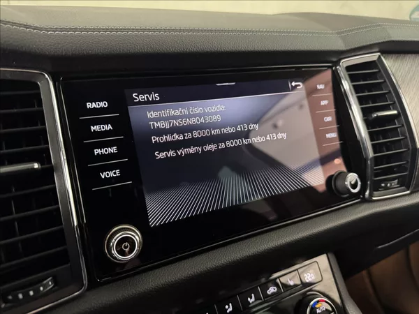 Škoda Kodiaq 2,0 TDi DSG Style LED Virtual - foto 32