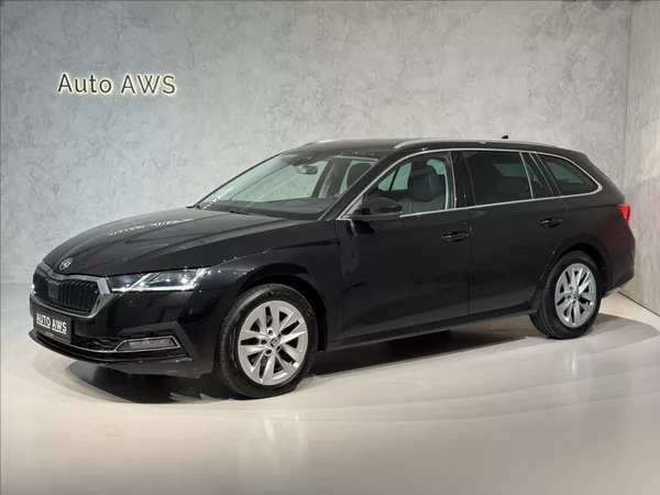 Škoda Octavia 2,0 TDi DSG Tour Virtual LED