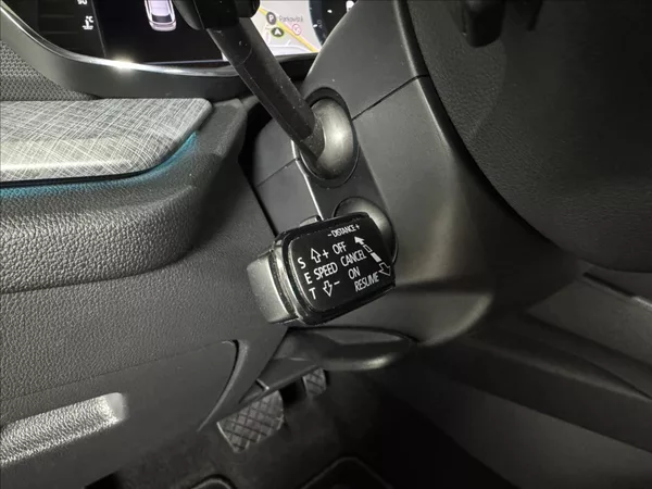 Škoda Octavia 2,0 TDi DSG Tour Virtual Matr - foto 23