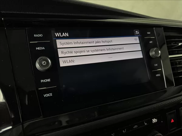 Volkswagen Multivan 2,0 TDi DSG 4x4 BULLI Webasto - foto 36