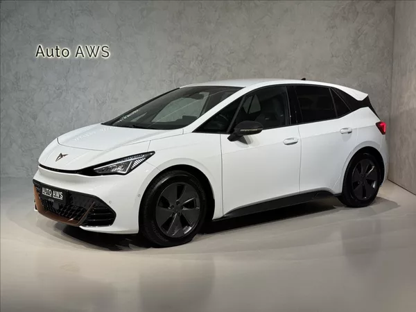Cupra Born 150kW LED Tepelko Kamera