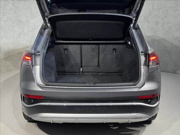 Audi Q4 e-tron 150kW S-Line LED Kamera - foto 10