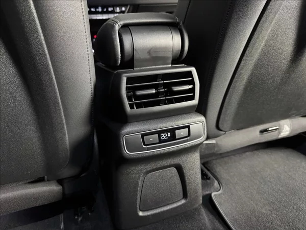 Audi Q4 e-tron 150kW S-Line LED Kamera - foto 14
