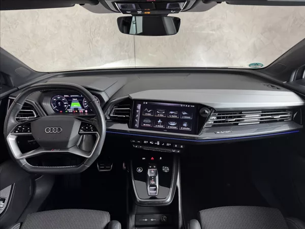 Audi Q4 e-tron 150kW S-Line LED Kamera - foto 15