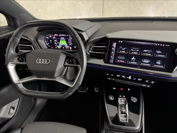Audi Q4 e-tron 150kW S-Line LED Kamera - foto 16