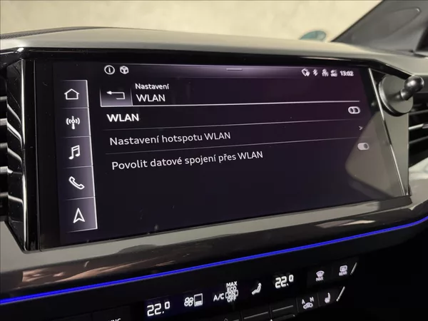Audi Q4 e-tron 150kW S-Line LED Kamera - foto 35