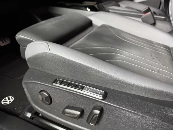 Volkswagen ID.4 Pro Tepelko Assist 360° Kamera - foto 21