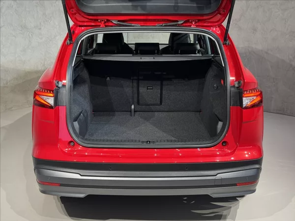 Škoda Enyaq 80 LED Matrix Assist Kamera - foto 12