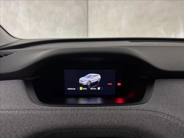 Škoda Enyaq 80 LED Matrix Assist Kamera - foto 24