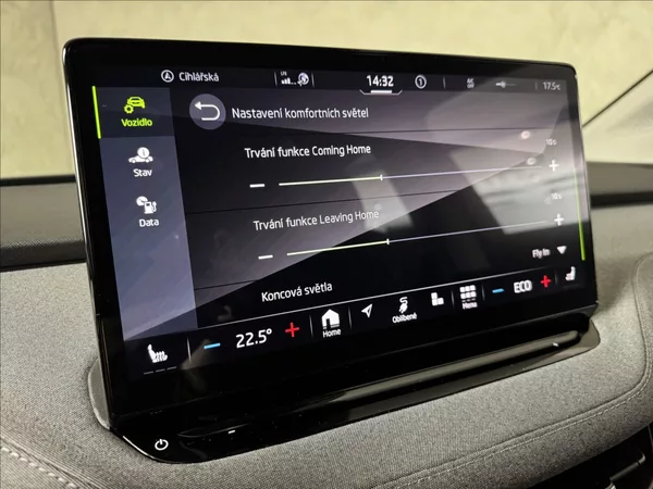 Škoda Enyaq 80 LED Matrix Assist Kamera - foto 30