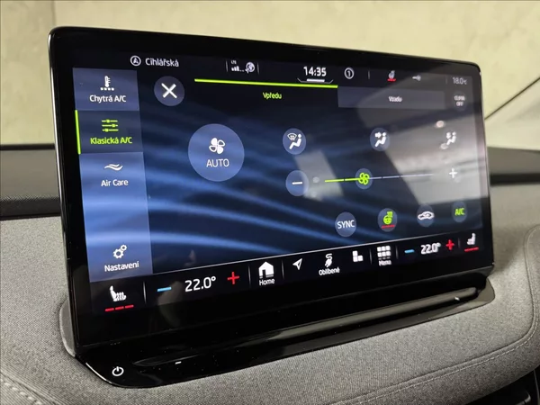 Škoda Enyaq 80 LED Matrix Assist Kamera - foto 41