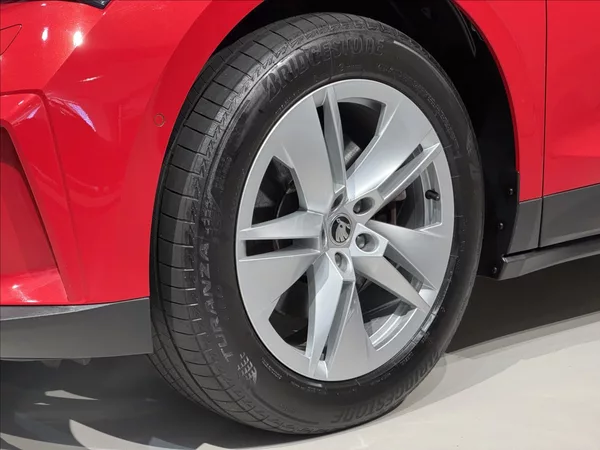 Škoda Enyaq 80 LED Matrix Assist Kamera - foto 7