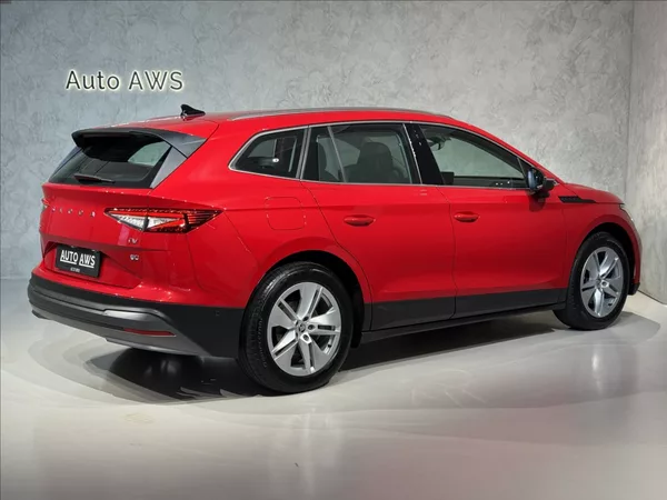 Škoda Enyaq 80 LED Matrix Assist Kamera - foto 8