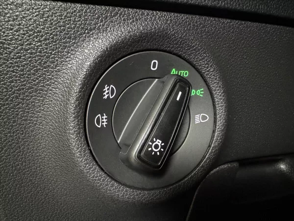 Škoda Karoq 1,5 TSi DSG Clever Virtual LE - foto 21