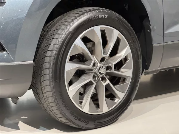 Škoda Karoq 1,5 TSi DSG Clever Virtual LE - foto 6