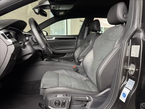 Volkswagen Arteon Shooting Brake 2,0 TDi DSG R-Line LED Assist - foto 22