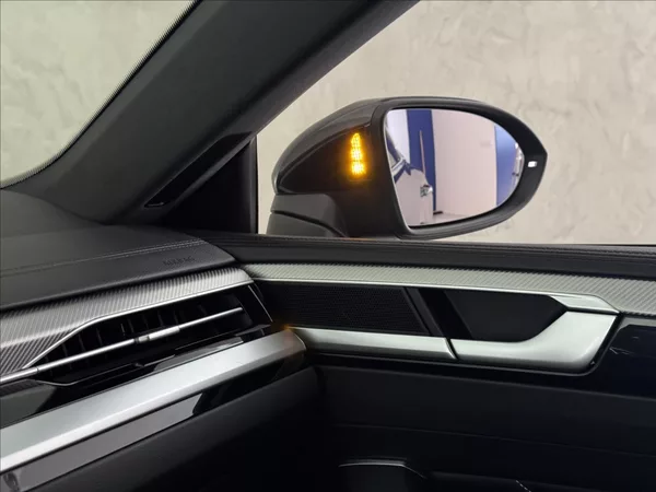 Volkswagen Arteon Shooting Brake 2,0 TDi DSG R-Line LED Assist - foto 27
