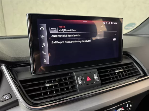 Audi Q5 2,0 TDi Quattro S-Line Assist - foto 31