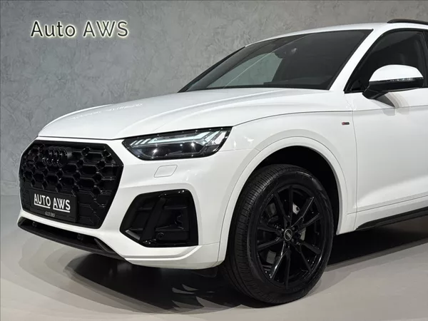 Audi Q5 2,0 TDi Quattro S-Line Assist - foto 4