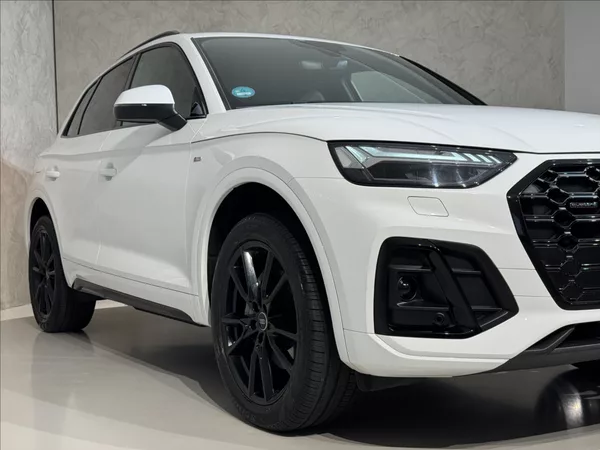 Audi Q5 2,0 TDi Quattro S-Line Assist - foto 5