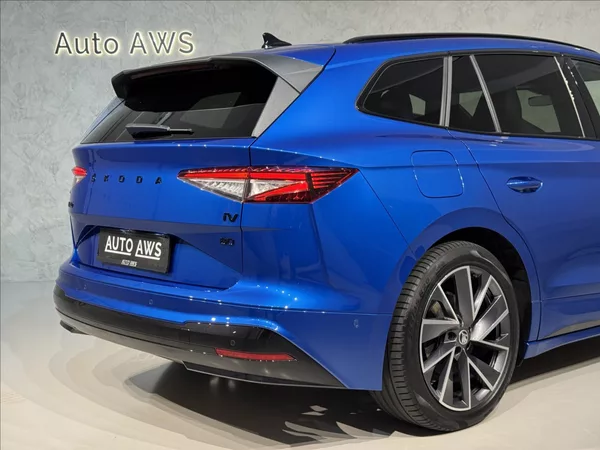 Škoda Enyaq 80 Sportline LED Matrix Assist - foto 12