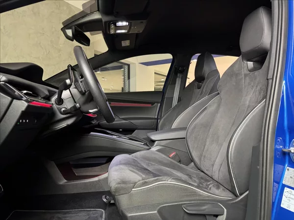 Škoda Enyaq 80 Sportline LED Matrix Assist - foto 22