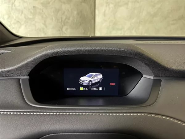 Škoda Enyaq 80 Sportline LED Matrix Assist - foto 24