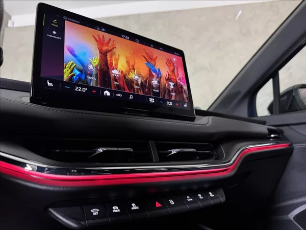 Škoda Enyaq 80 Sportline LED Matrix Assist - foto 44