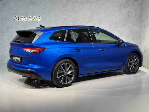 Škoda Enyaq 80 Sportline LED Matrix Assist - foto 9