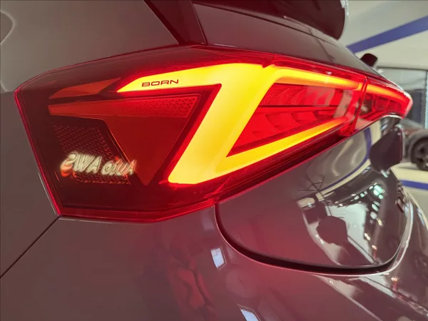 Cupra Born e-Boost 170kW LED PDC 98,5%SoH - foto 46