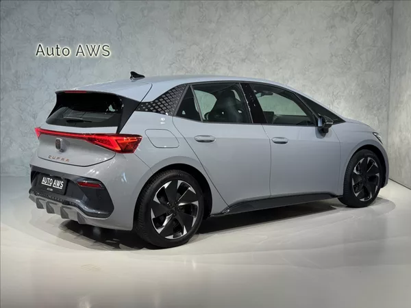Cupra Born e-Boost 170kW LED PDC 98,5%SoH - foto 9